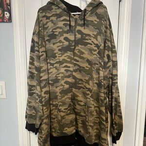 Big Dude 8XLT camouflage zip up hoodie